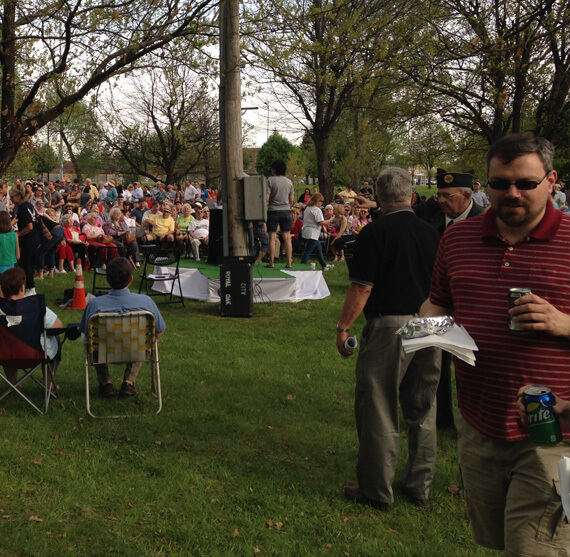 A long line for the Saucy Joe's truck